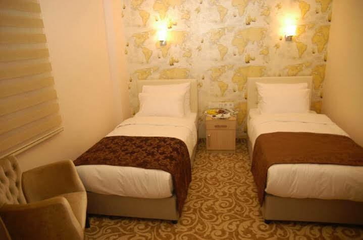 Hotel Bulvar อิสตันบูล ภายนอก รูปภาพ
