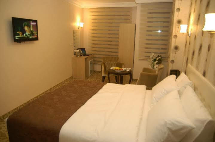Hotel Bulvar อิสตันบูล ภายนอก รูปภาพ